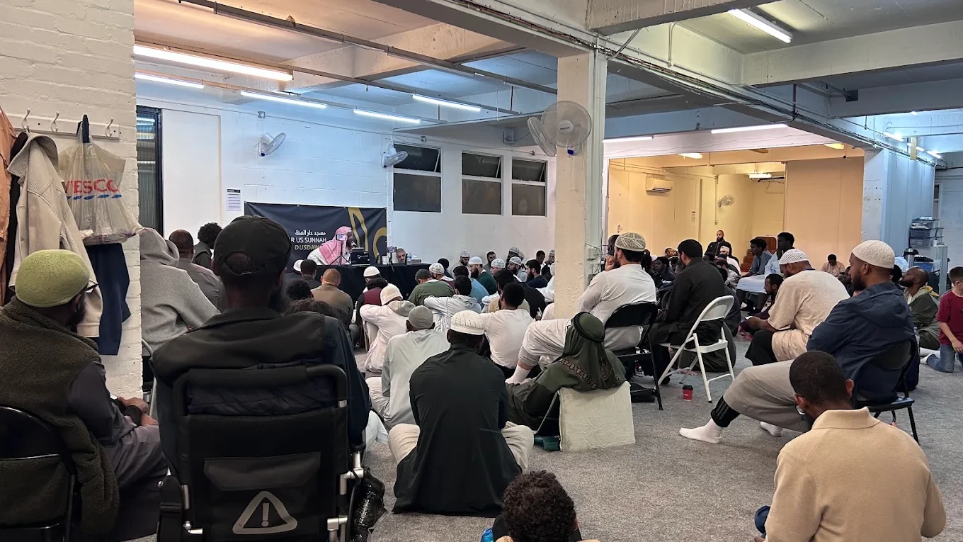 Attendees gathered for a lesson at Masjid Daar us Sunnah.